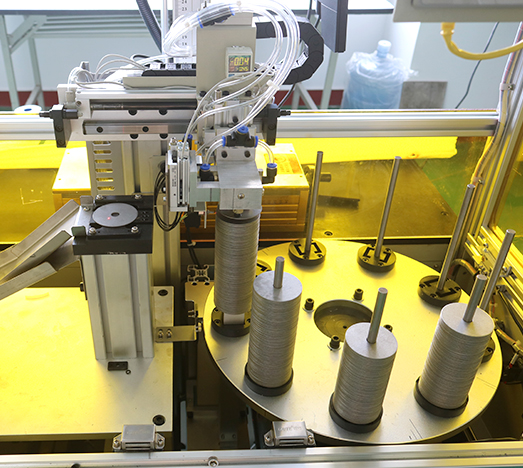 轉(zhuǎn)盤式智能上下料激光打標機