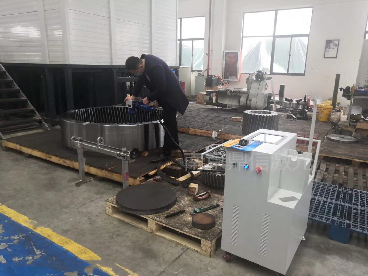 南京鼎信~手推式激光打標(biāo)機 南京鼎信~手推式激光打標(biāo)機